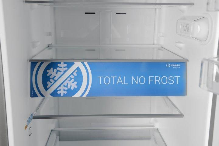 تکنولوژی بدون برفک Total No Frost در یخچال فریزر 28 فوت اینستاویو ال جی X348